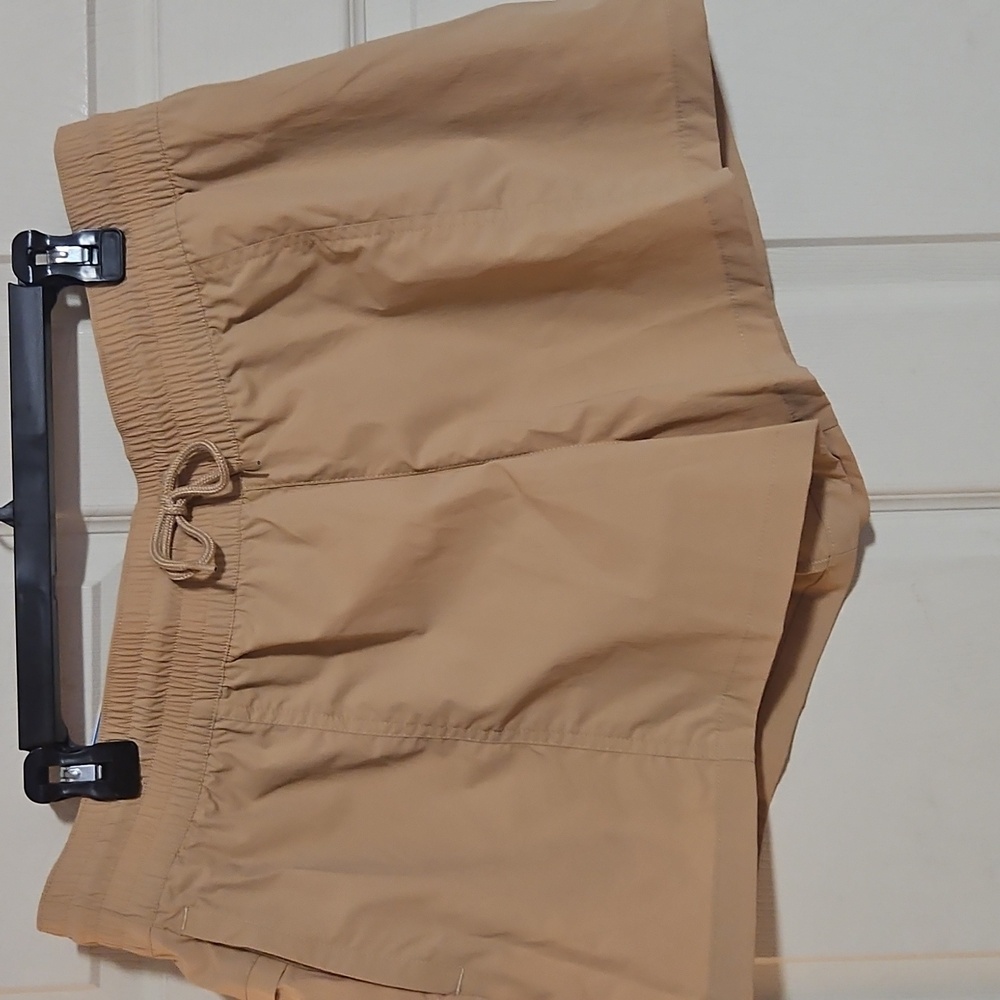 Columbia Women's Boundless Trek Active Shorts: TAN: NEW WITH TAGS: SIZE XL